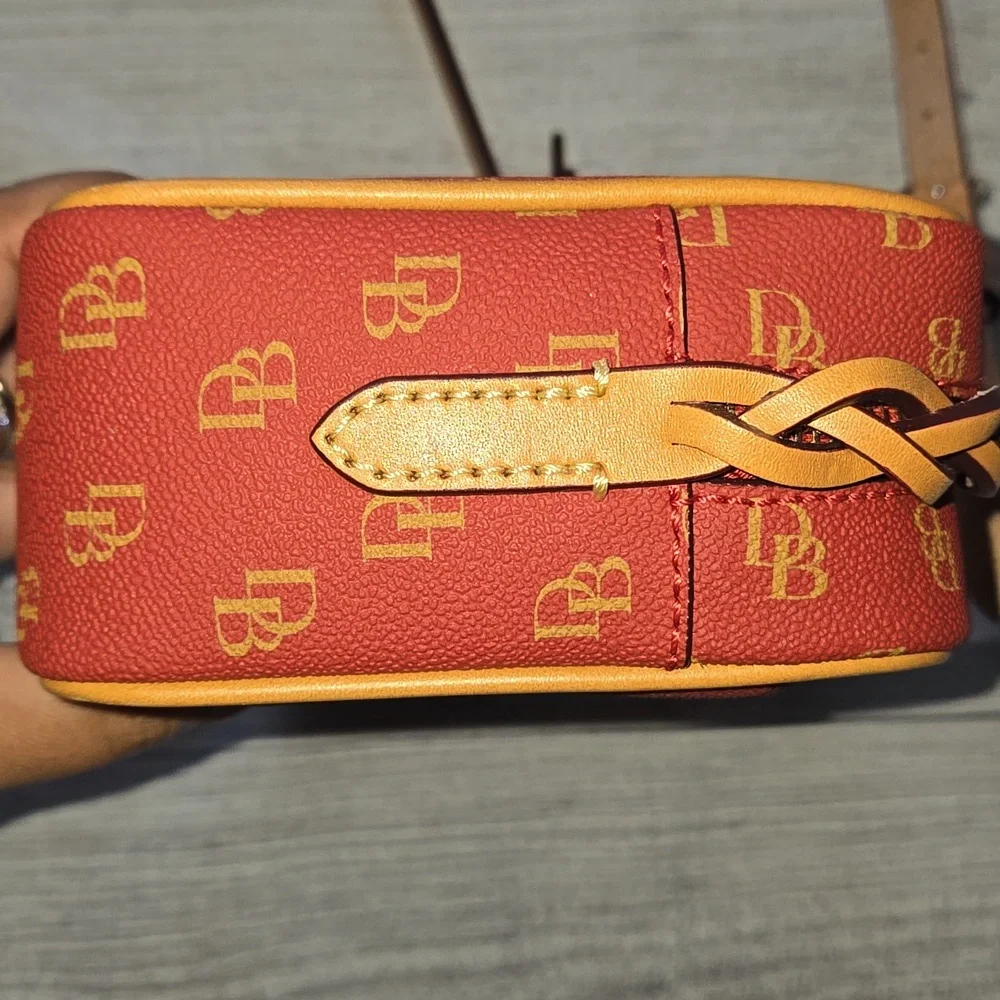 Dooney & Bourke brand dooney